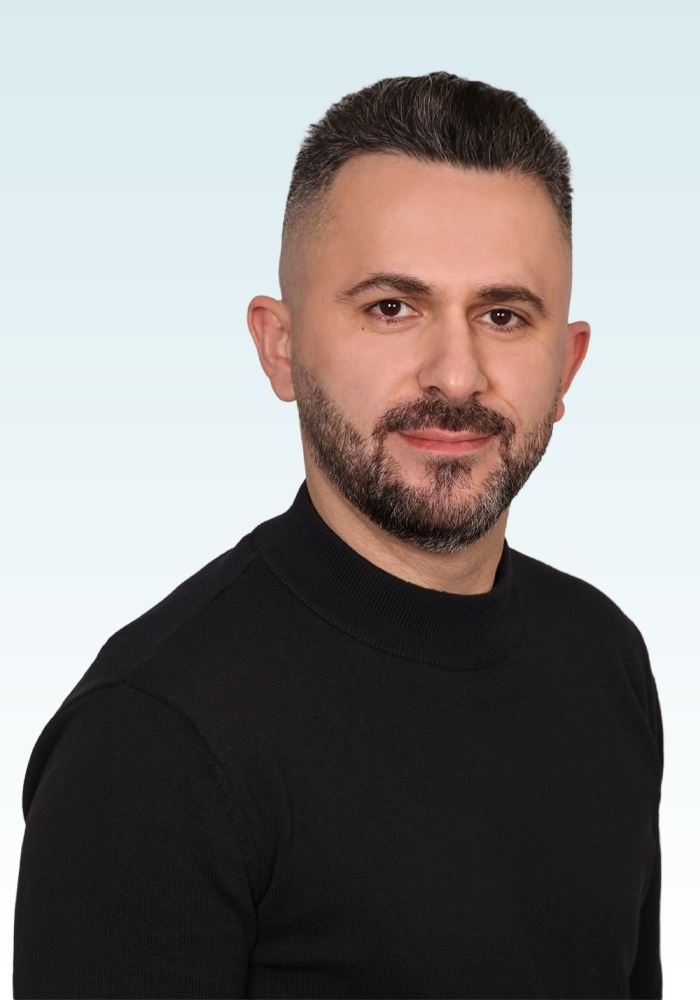 Xhemil Krasniqi, Bauingenieur und Geschäftsführer bei MX Architekten und Ingenieure